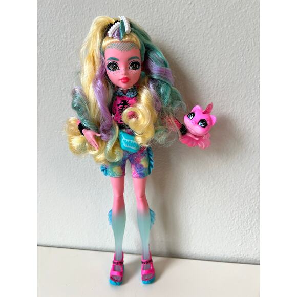 Monster High Lagoona Blue Doll Colorful Streaked Hair Pet Accessory 2021 - Picture 7 of 7